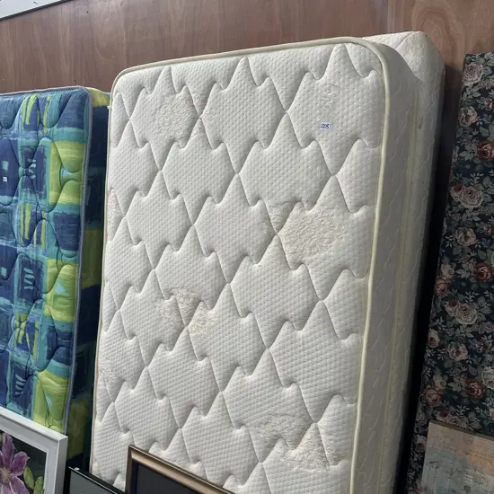 Good condition single bed