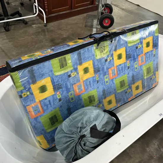 Foam mattress and air bed