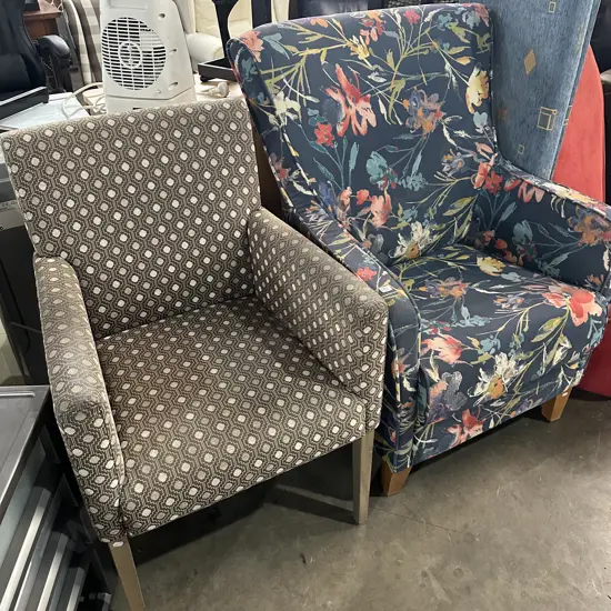 2 x lounge chairs