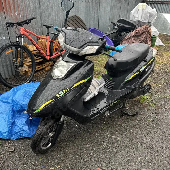 2019 Electric scooter - as is    B5UNG