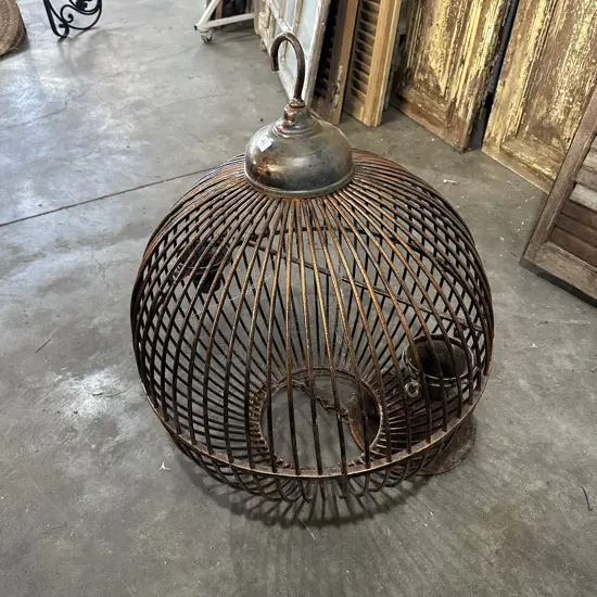 Large reproduction birdcage/lamp