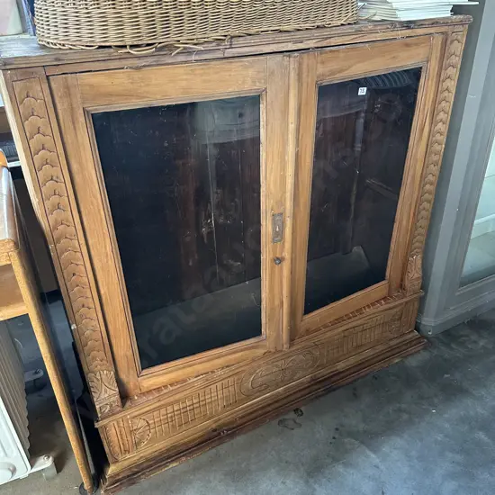 Restorers display case