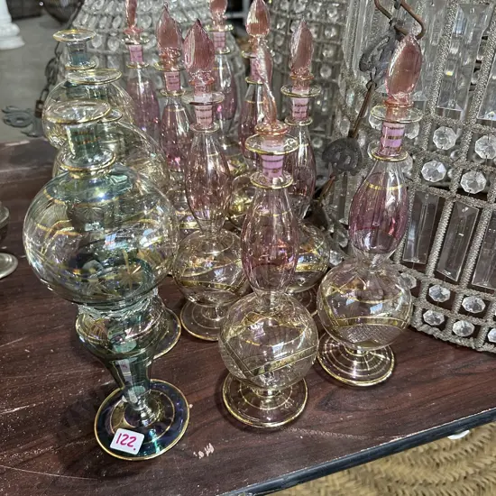 Vase and 2 perfume bottles