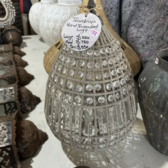 Large teardrop light