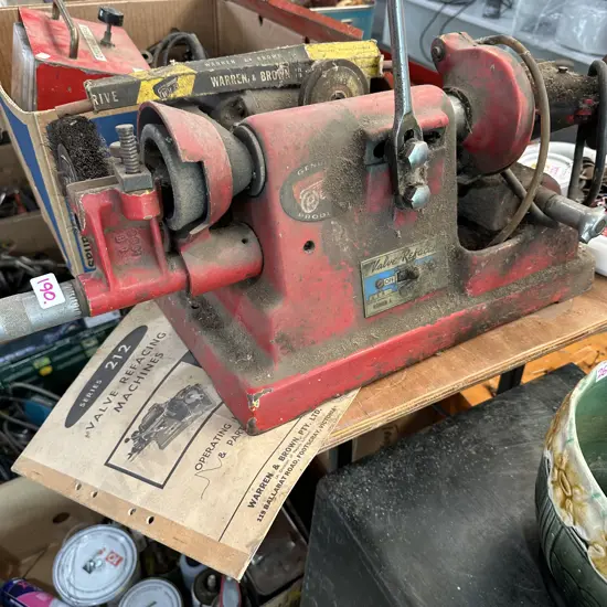 Valve refacing machine