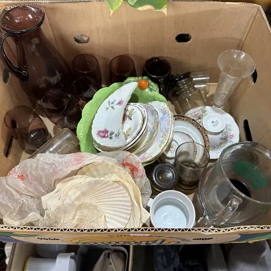 Crockery and water set etc