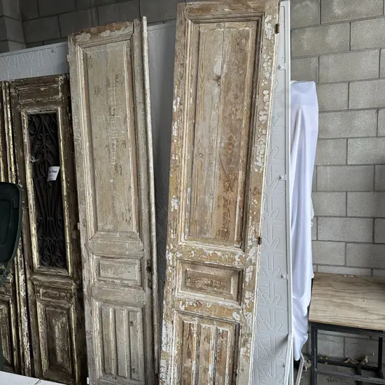 Egyptian doors (approx 2650 x 1200)