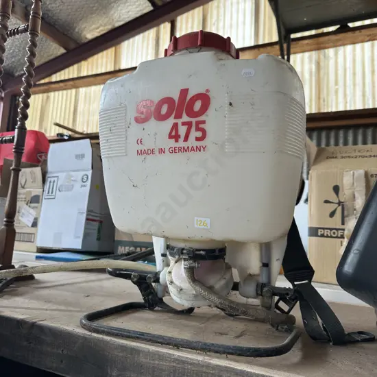 Solo sprayer