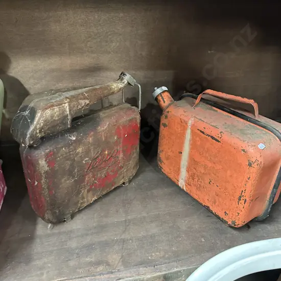 2 petrol cans