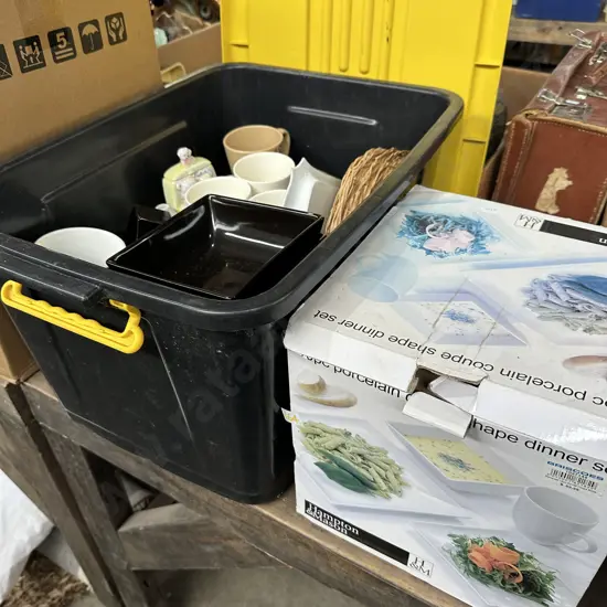 New dinnerset and box plates and cups