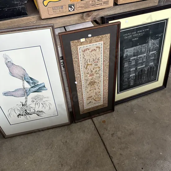 3 pictures and pin board