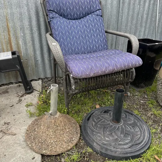 2 stands and patio chair