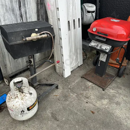 2 bbq and gas bottle