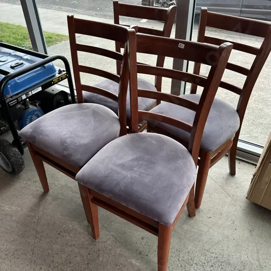 Set 4 dining chairs
