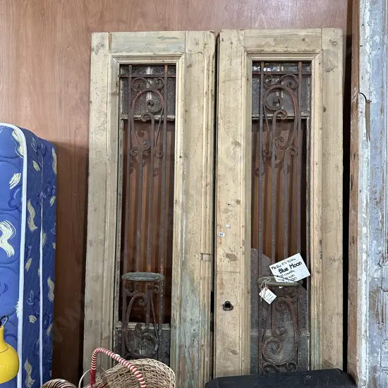 Pr Egyptian doors
