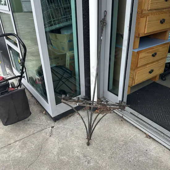 Hanging steel candleabra