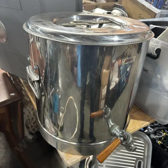 Stainless urn