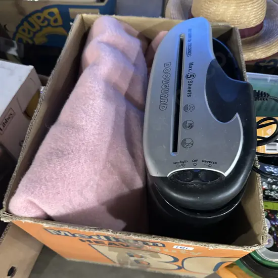 Shredder and blanket