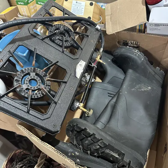 As new gas cooker and gumboots