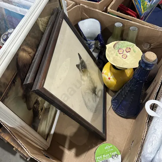 Pictures and collectables