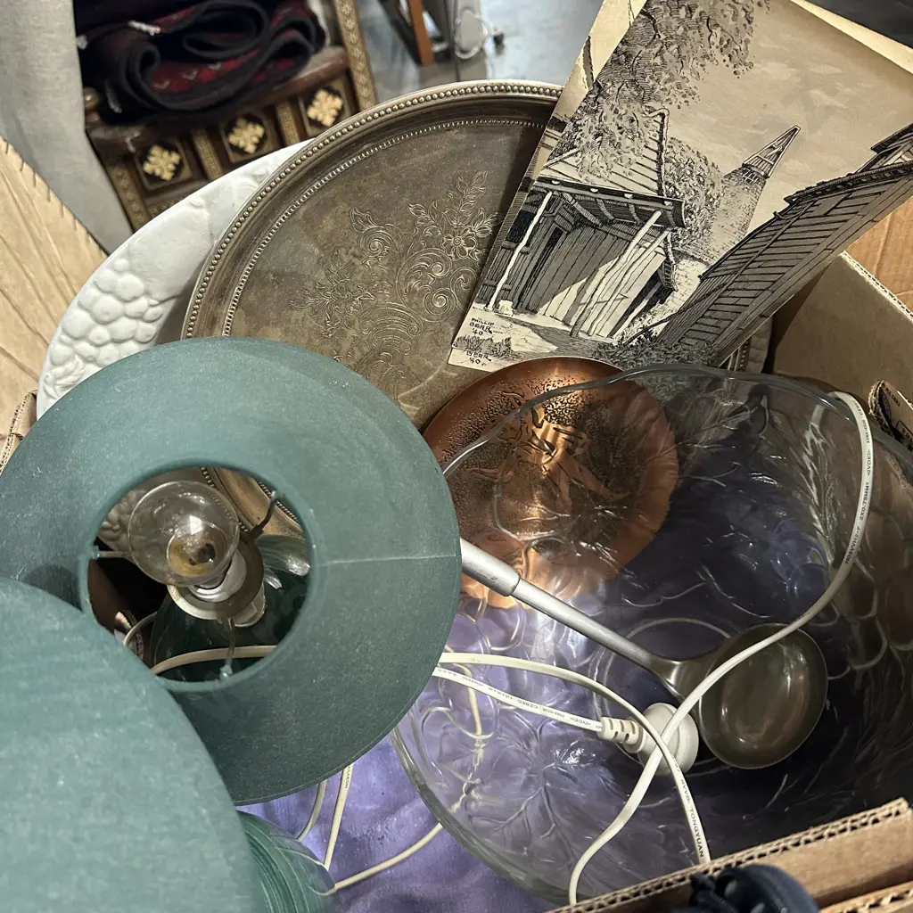 Platters, bowl, lamps etc Image 1++