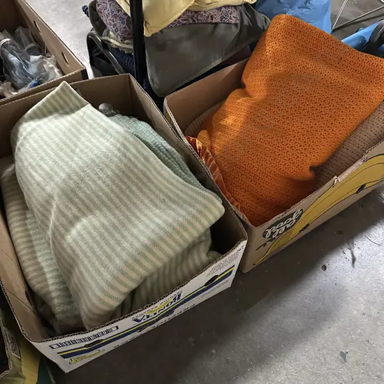 2 box vintage blankets
