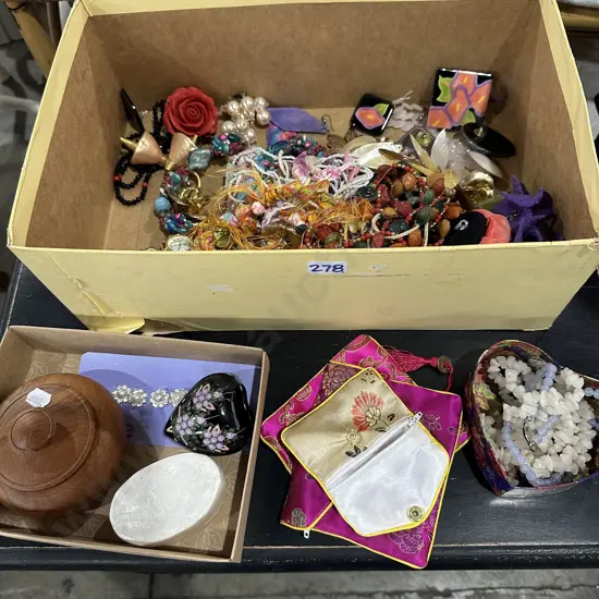 Large lot costume jewellery