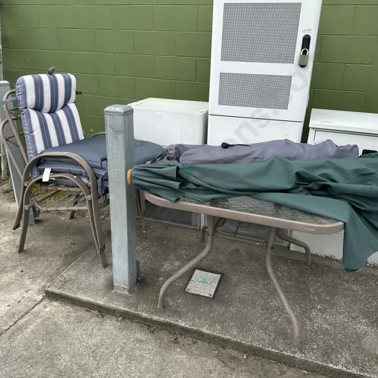 outdoor suite plus camp chairs