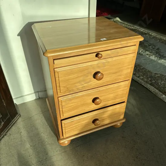 Solid Rimu bedside