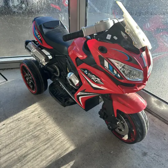 Kids electric motorbike (no charger cord)