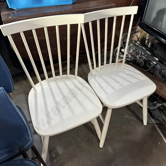 Pr kitchen chairs