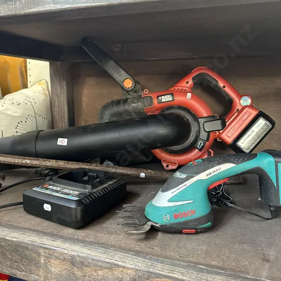 Trimmer, blower and bar