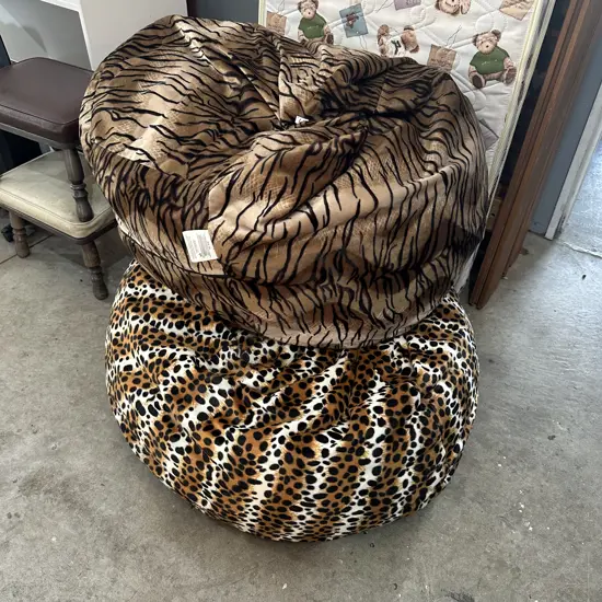 2 bean bags