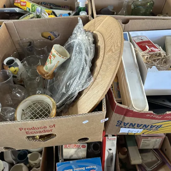 2 box inc Crown Lynn