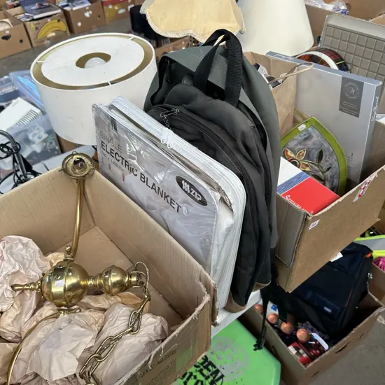 2 box brass light, wall tile art, glasses, packs, new electric blanket etc