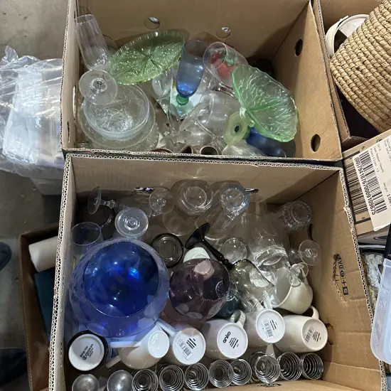 2 box inc Green glassware