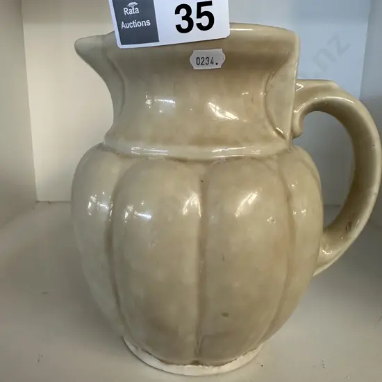 Tumuka water jug