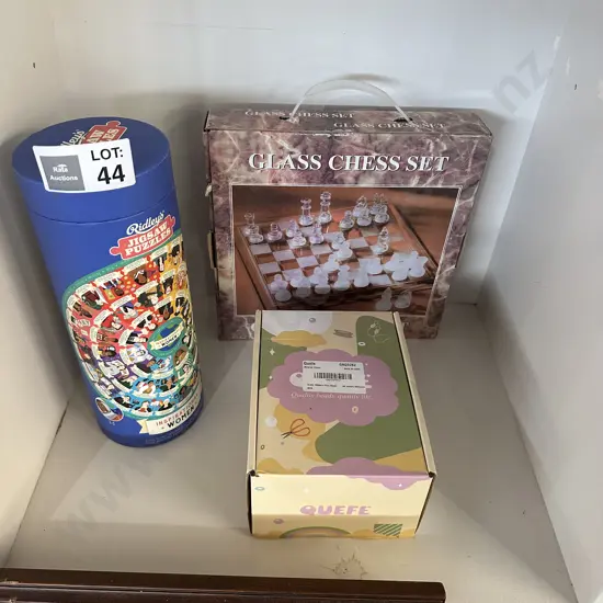 Beads, jigsaw, chess