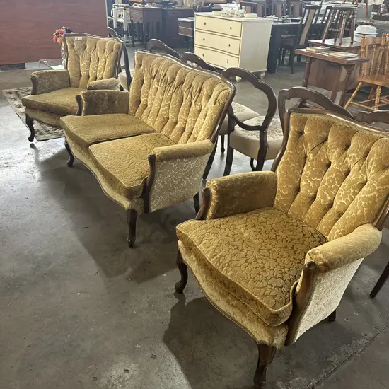 Vintage 3pc suite