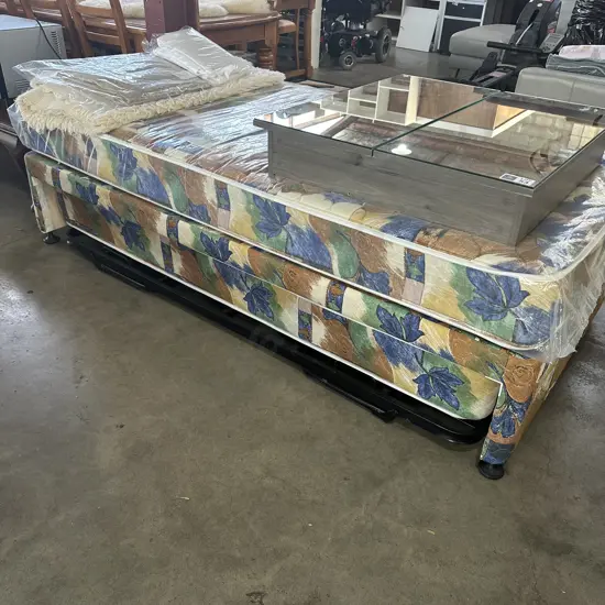 King single with trundle