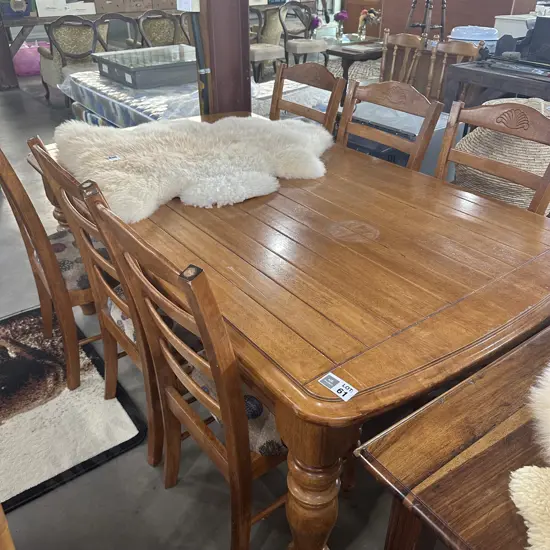 Rubberwood table and chairs (chairs in very average condition...)