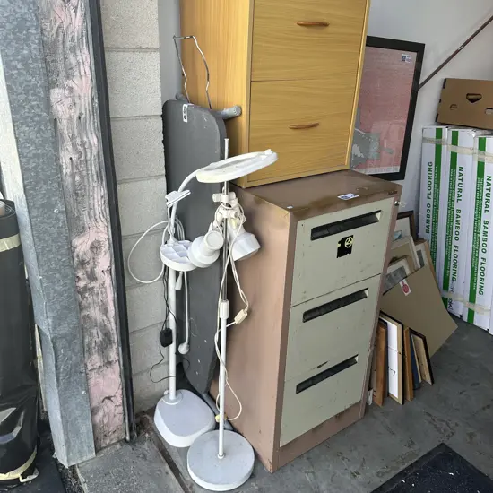 large lot reading lights, file cabs etc