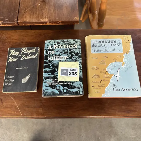 3 early NZ books