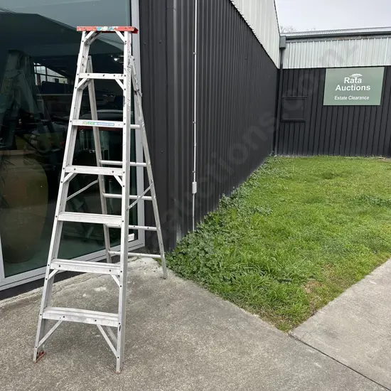 7 foot ladder