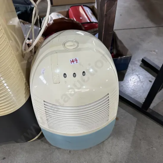 Small dehumidifier