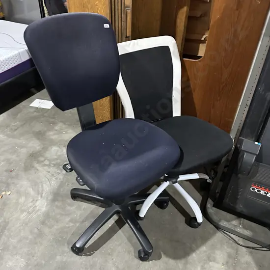 2 office chairs