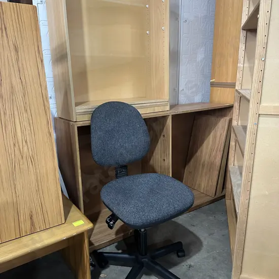 2 shelves & office chair