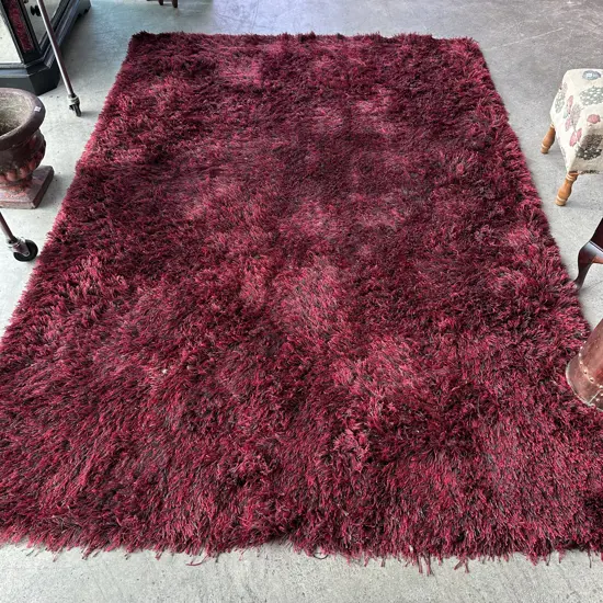Rug 2400 x 1650