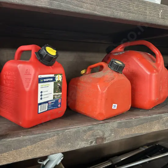 3 x petrol cans