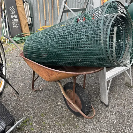 barrow and fence roll